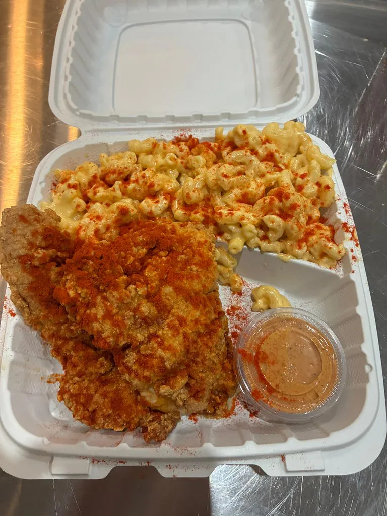 Fried Chicken and Mac & Cheese at Bourbon Street Sweet & Savory, Asian Fusion Restaurant in Yucaipa